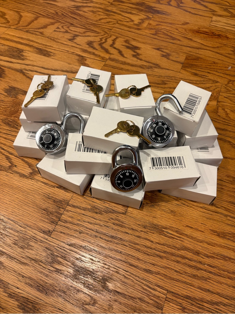 Combination Padlocks with Keys 24 in Total